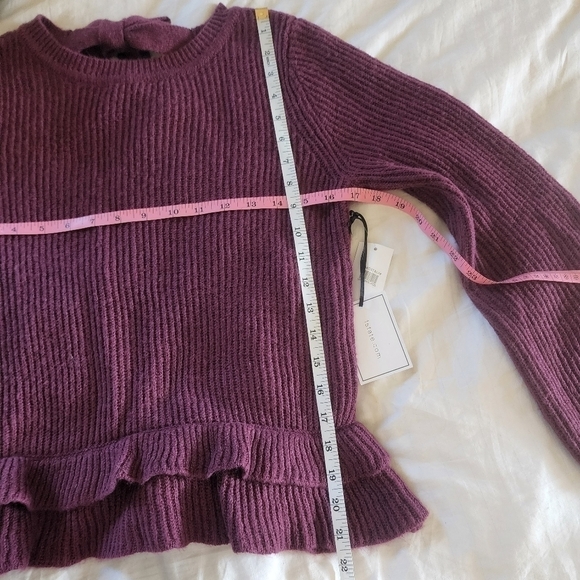 1.State Romantic Bloom Ruffle Hem Open Back Ribbed Sweater size small NWT - Picture 4 of 8
